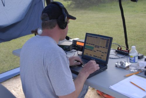 KB8JIU operating 40 meter SSB