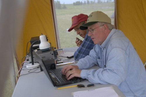 W8MJ operating 20 meter SSB with N8HAM logging